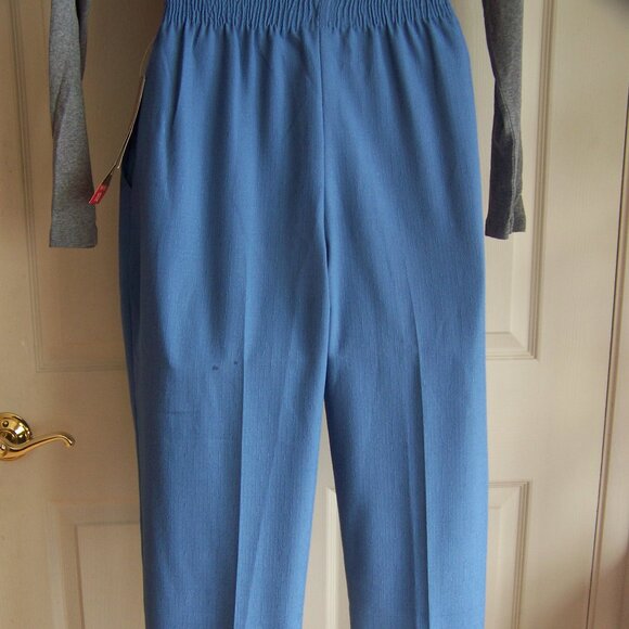 Briggs petite pants light blue NWT - Picture 1 of 9